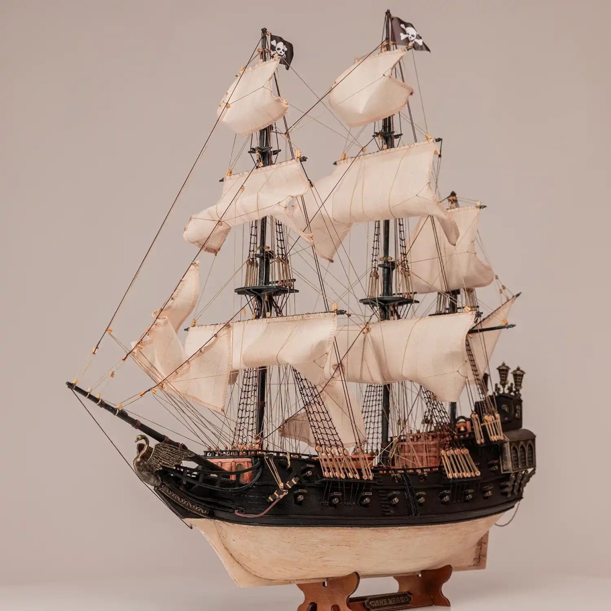 Bateau Cygne Noir (Black Swan) 1/75 kit construction bois OcCre - 1...