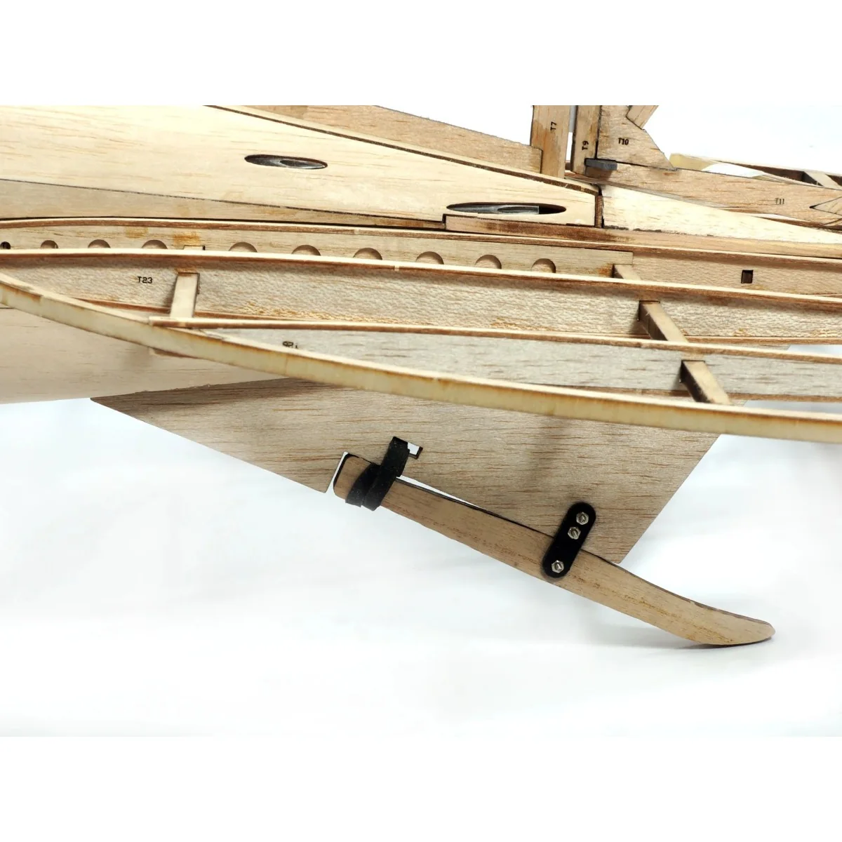Albatros D.III 1.8m S31 Balsa kit DW Hobby - S3101 - S3101 Albatros D.III 1.8m S31 Balsa kit DW Hobby - S3101 - S3101