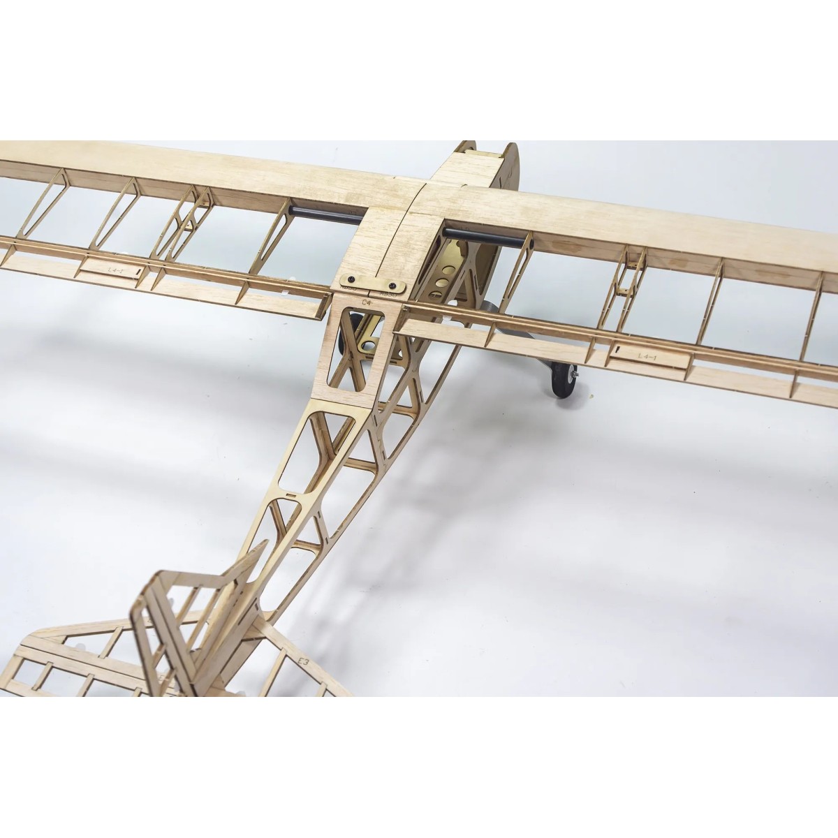 Vogee-08 800mm T05 Kit balsa DW Hobby - T0501