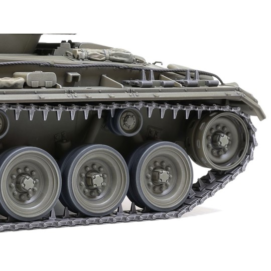 Tamiya 1/35 scale US M24 Chaffee light tank model kit (European Theater edition)... 35391-Tamiya 35391 US M24 Chaffee European Theater Light Tank Model Kit 1/35 Scale
