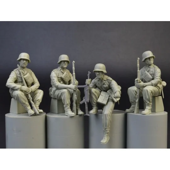 Figurines Panzergrenadiers allemands (x4) 1/35 MiniArt - 35248 - 35248 35248-Figurines Panzergrenadiers allemands (x4) 1/35 MiniArt - 35248