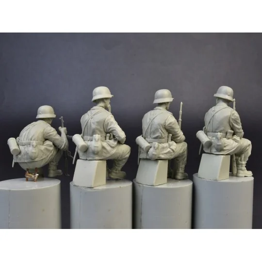 German Panzergrenadier figures (x4) 1/35 MiniArt - 35248 - 35248 35248-German Panzergrenadier figures (x4) 1/35 MiniArt - 35248