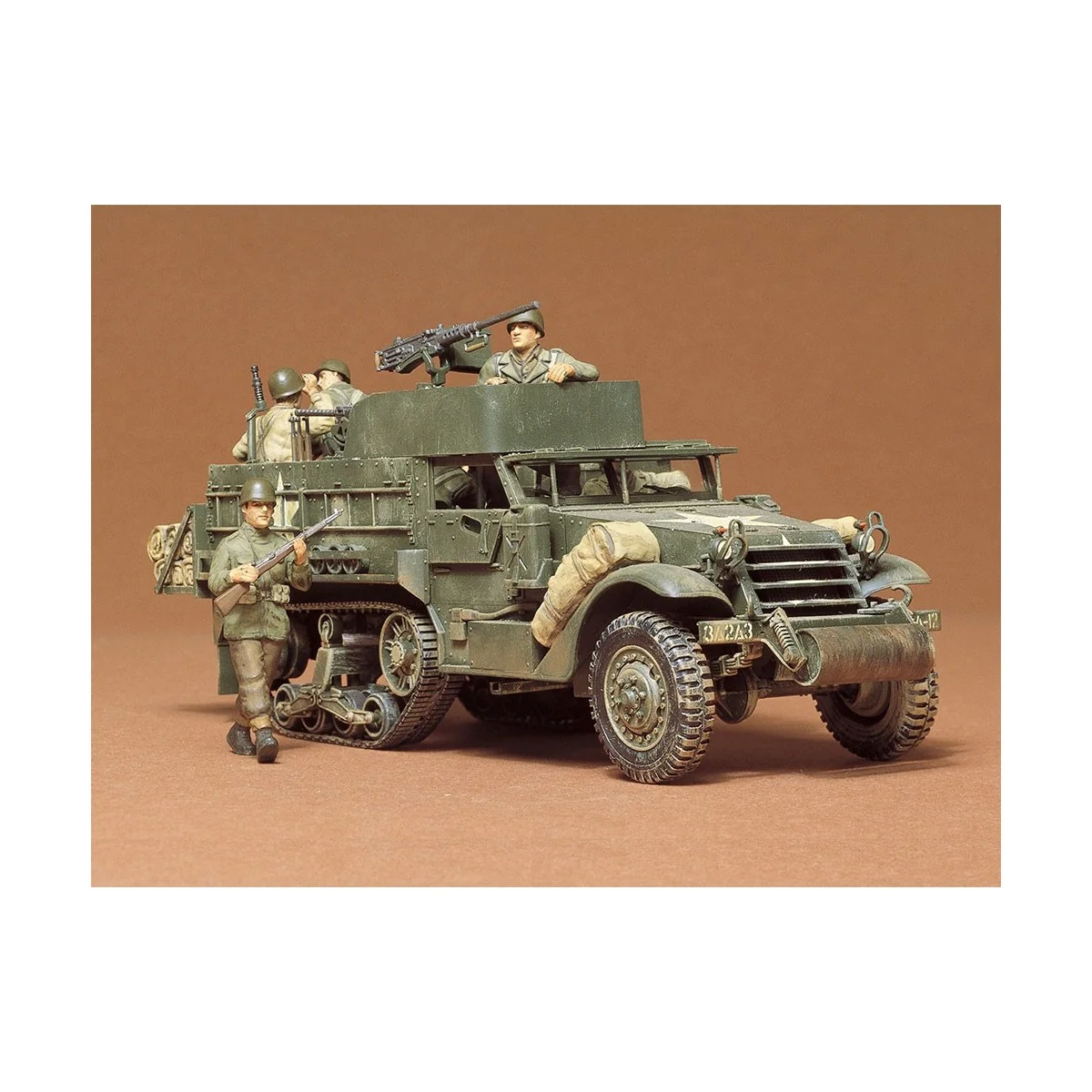 Military model Tamiya US Armored Personnel Carrier M3A2 Half...