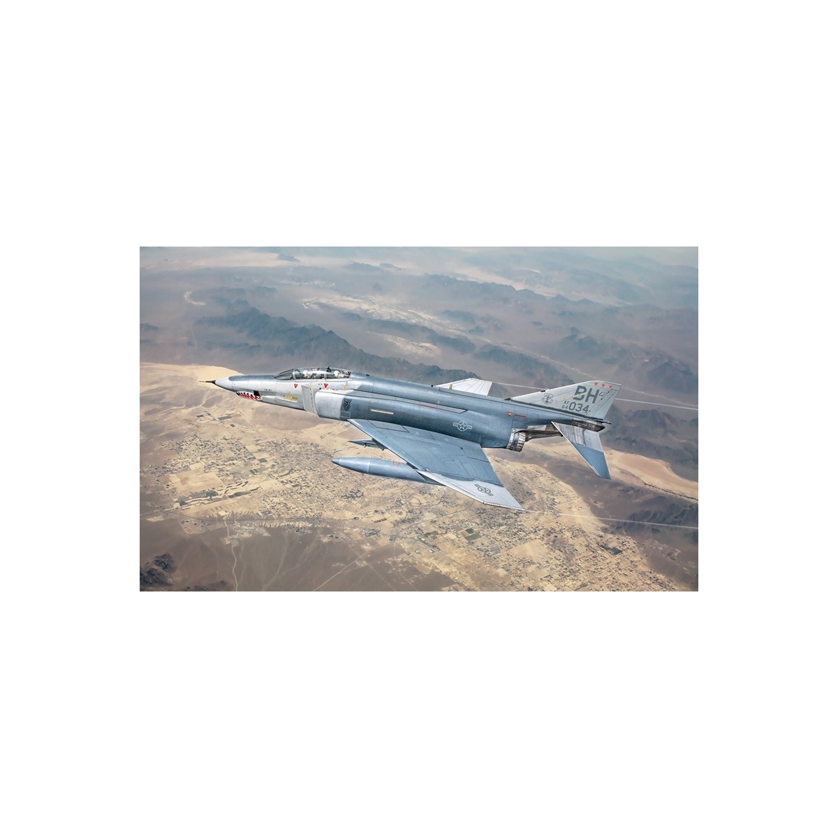 RF-4 C/E Phantom II 1/72 scale model airplane by Italeri - 1477 - I1477
