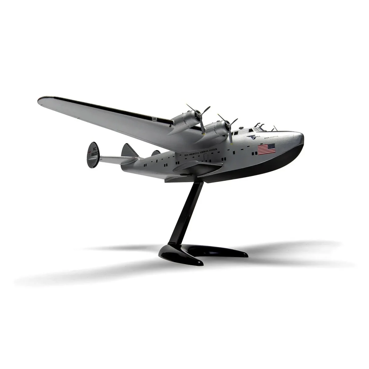 Airfix Boeing 314 Clipper model airplane A04172V 1/144 scale - A04172V