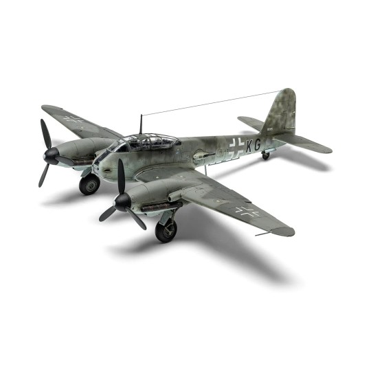 Messerschmitt Me 410A-1 1/72 scale model airplane - Airfix A04069 - A04069 A04069-Messerschmitt Me 410A-1 1/72 scale model airplane - Airfix A04069