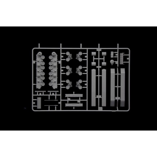 Sherman M4A3E8 Fury 1/56 tank kit + Italeri 7500 glue and paints... I75001-Italeri 75001 Sherman M4A3E8 Fury tank kit (1/56 scale) + glue and paints