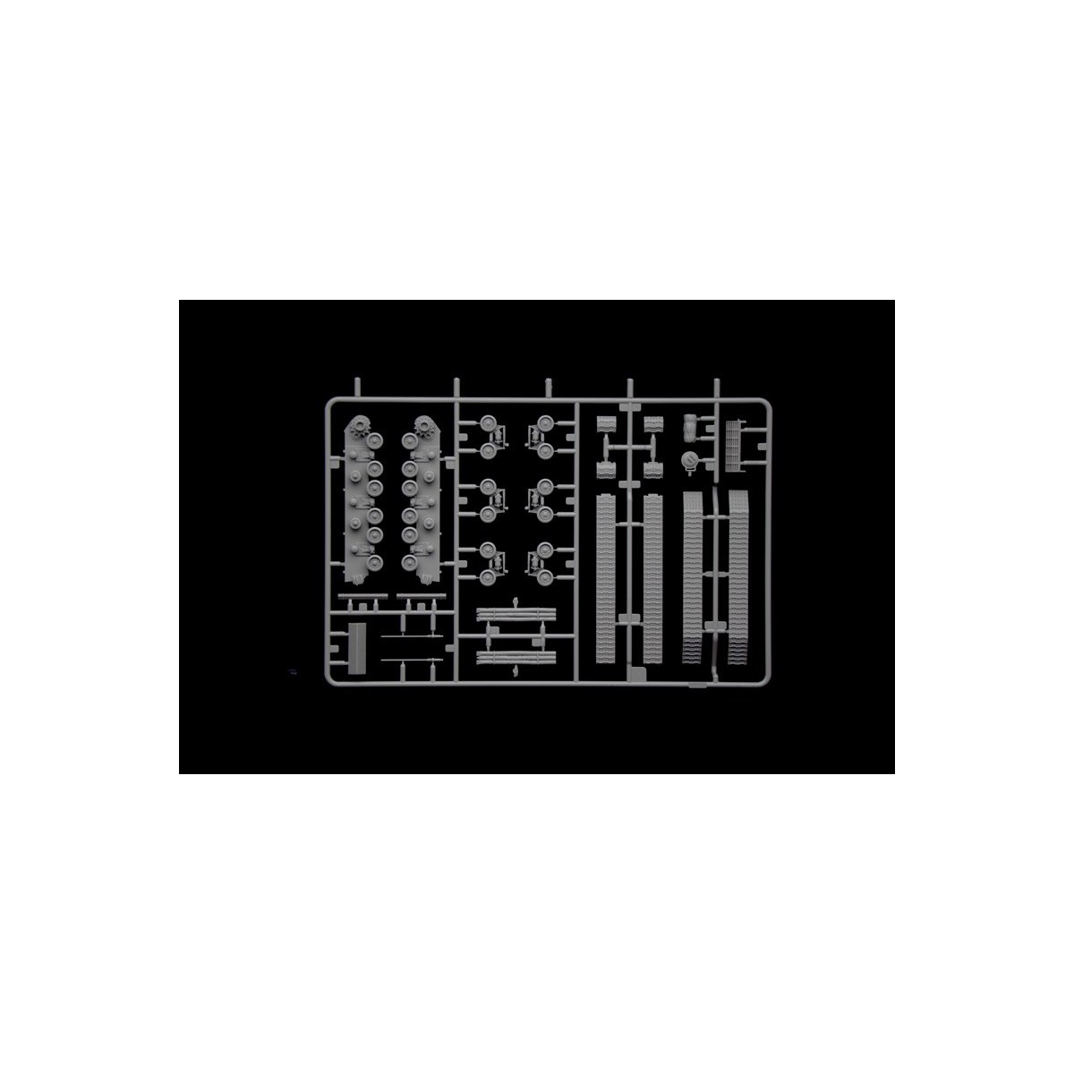 Sherman M4A3E8 Fury 1/56 tank kit + Italeri 7500 glue and paints... Sherman M4A3E8 Fury 1/56 tank kit + Italeri 7500 glue and paints...