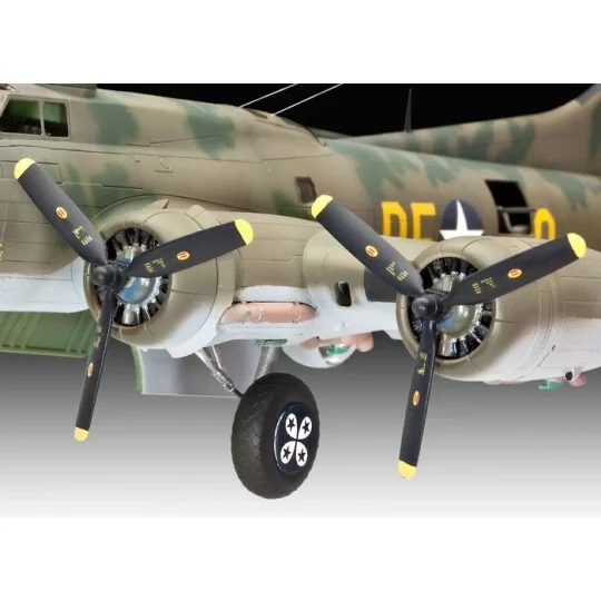 B-17F Memphis Belle 1/72 scale model airplane - Revell 04279 - 04297 04297-B-17F Memphis Belle 1/72 scale model airplane - Revell 04279