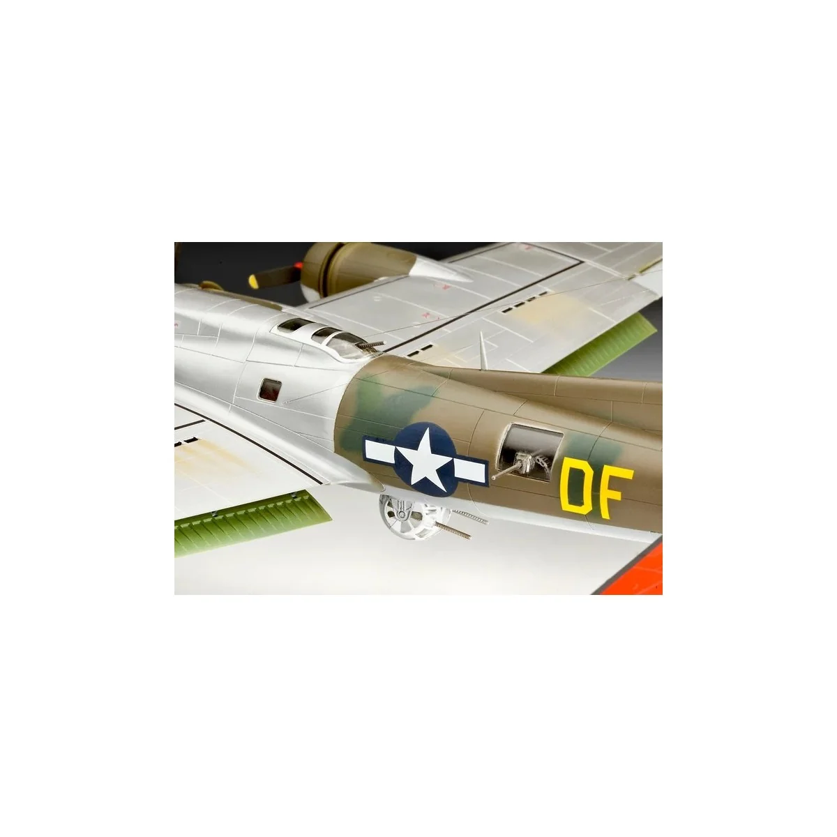 B-17G Flying Fortress 1/72 aircraft model - Revell 04283 - 04297 B-17G Flying Fortress 1/72 aircraft model - Revell 04283 - 04297