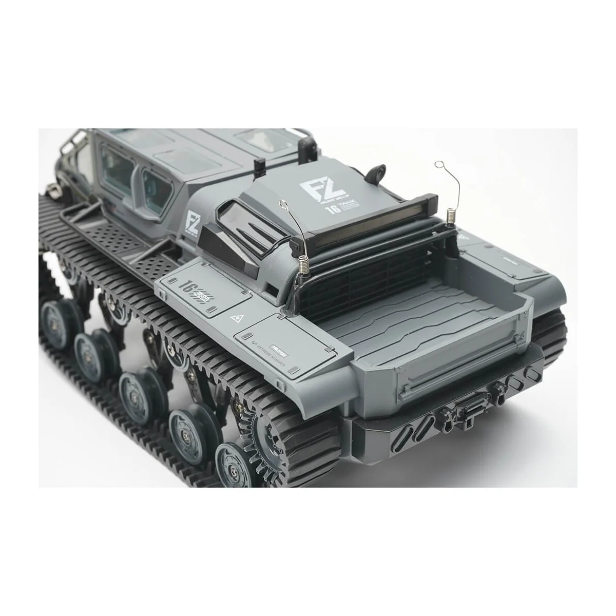 E-Zee Ripsaw EV3-4F 1/16 RTR RC Tank - EZ-G2067XX E-Zee Ripsaw EV3-4F 1/16 RTR RC Tank - EZ-G2067XX