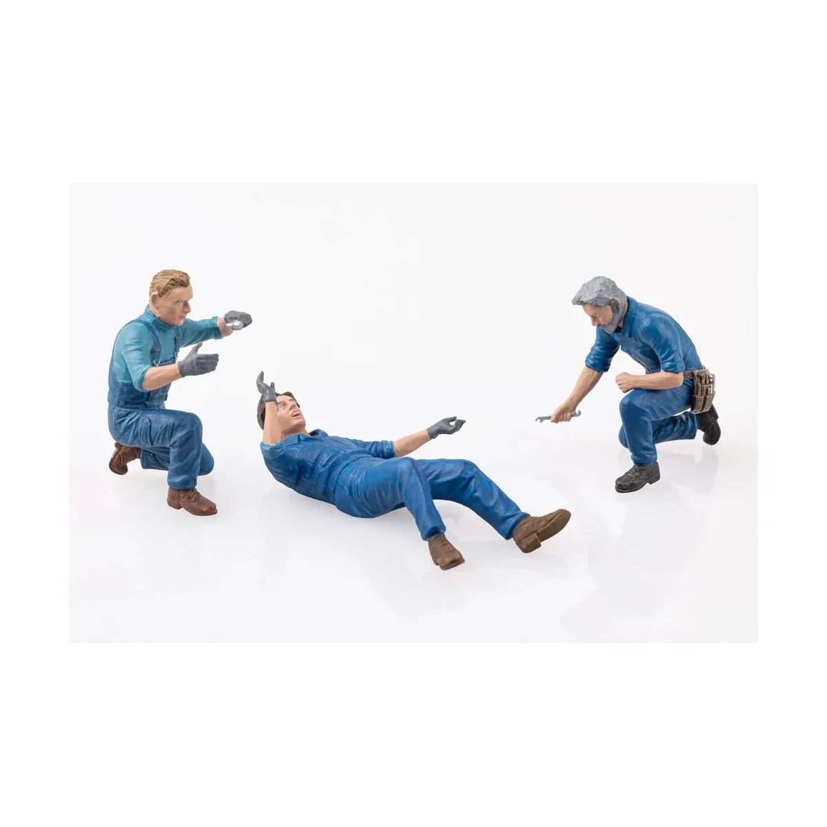 Figurines mécaniciens automobiles Car Mechanics I 1/24 Heller 82755... Figurines mécaniciens automobiles Car Mechanics I 1/24 Heller 82755...