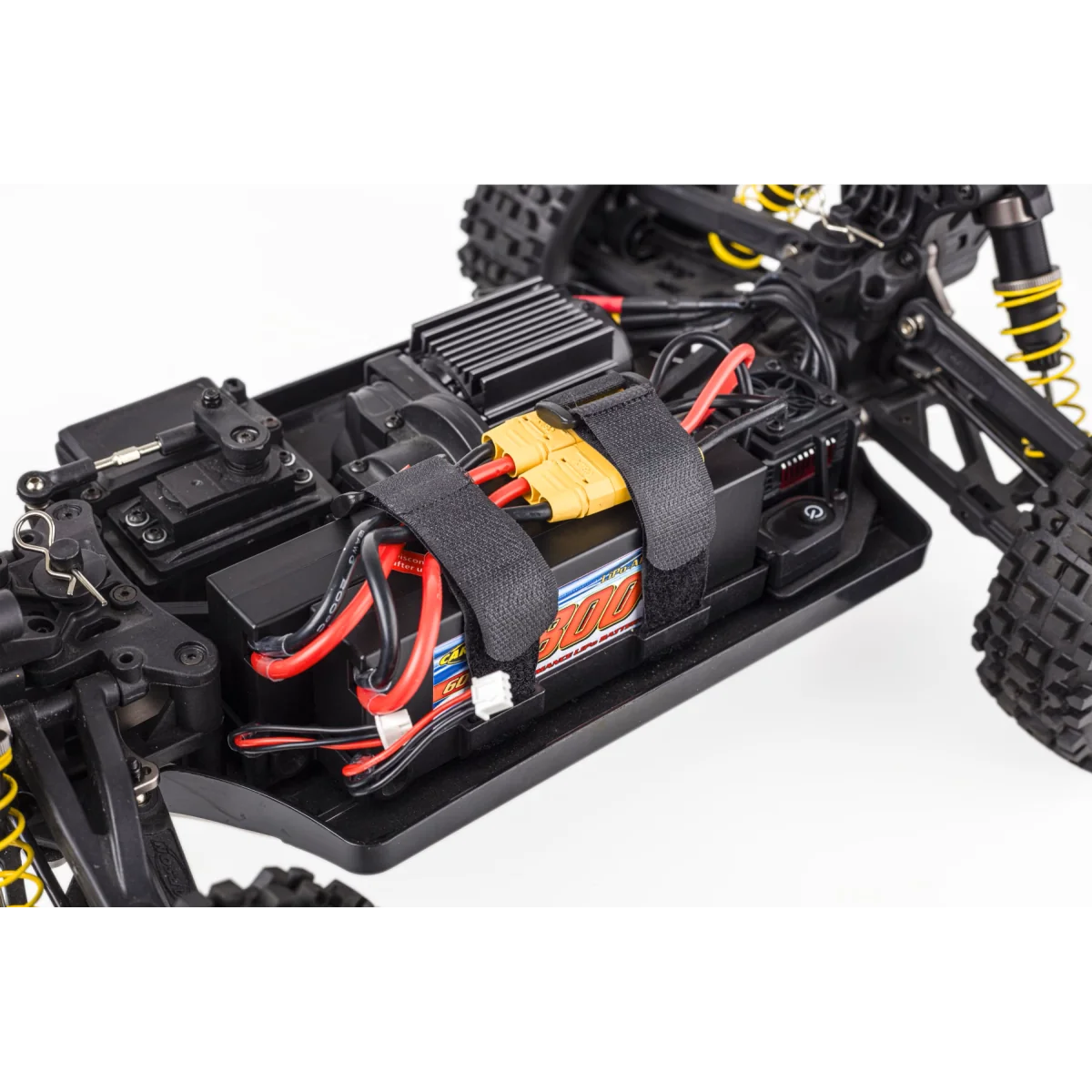 Buggy RC Carson Akuma 4WD 1/8 Brushless RTR rose + accus et chargeu...