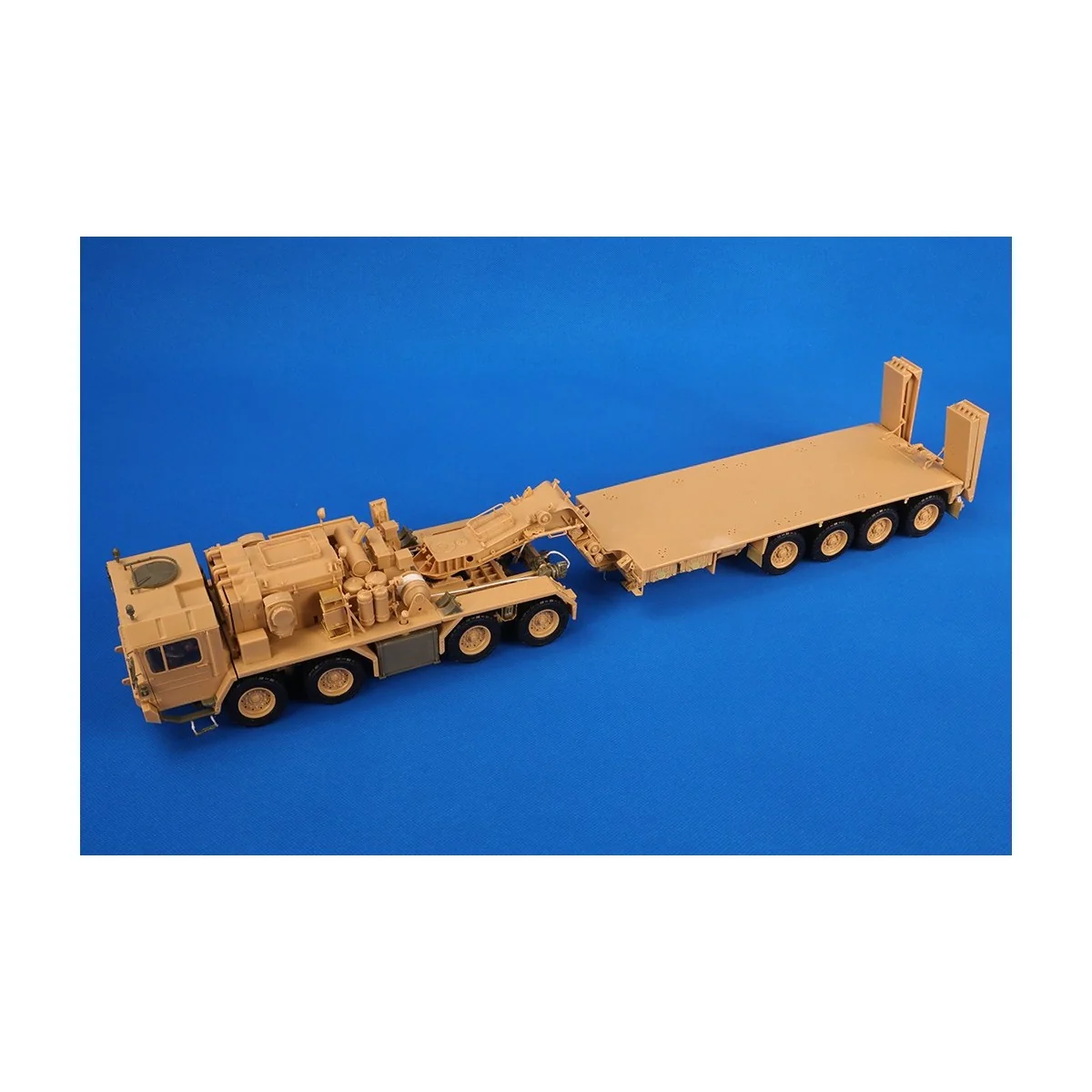 Trumpeter FAUN SLT 50-3 Elefant with SaAnh.52t semi-trailer 1/35 sc... Trumpeter FAUN SLT 50-3 Elefant with SaAnh.52t semi-trailer 1/35 sc...