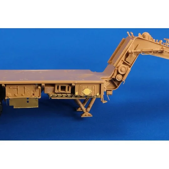 TR01055-Maquette FAUN SLT 50-3 Elefant avec semi-remorque SaAnh.52t 1/35 Trumpeter 01070