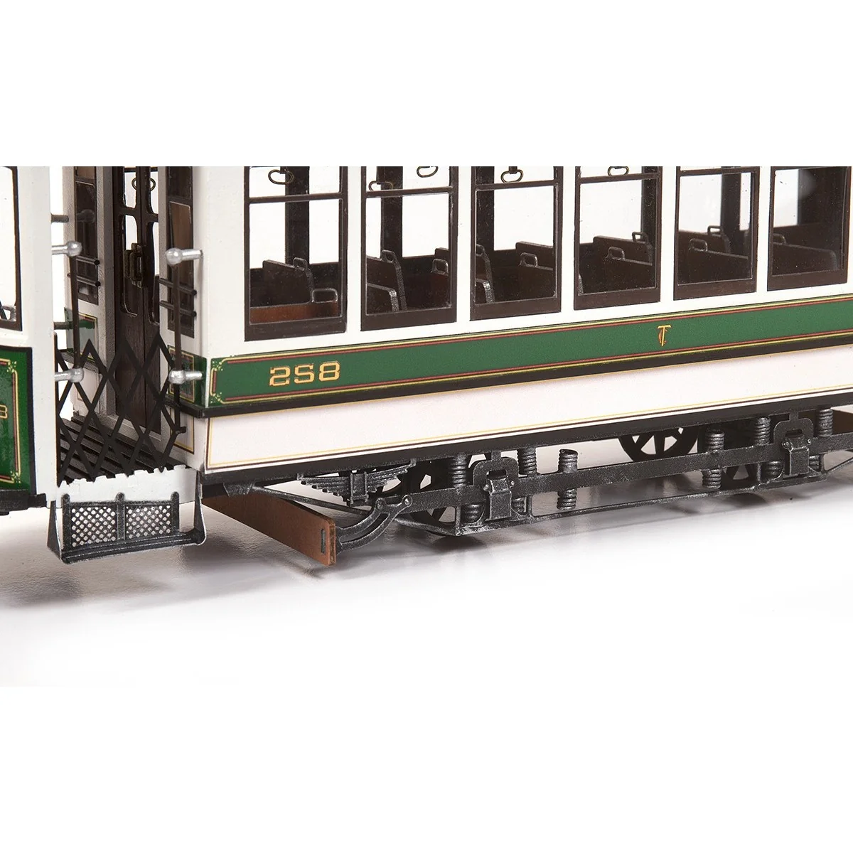 OcCre 53011 Buenos Aires Tram 1/24 scale wood and metal constructio...