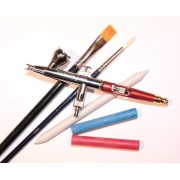 Airbrushes, paintbrushes